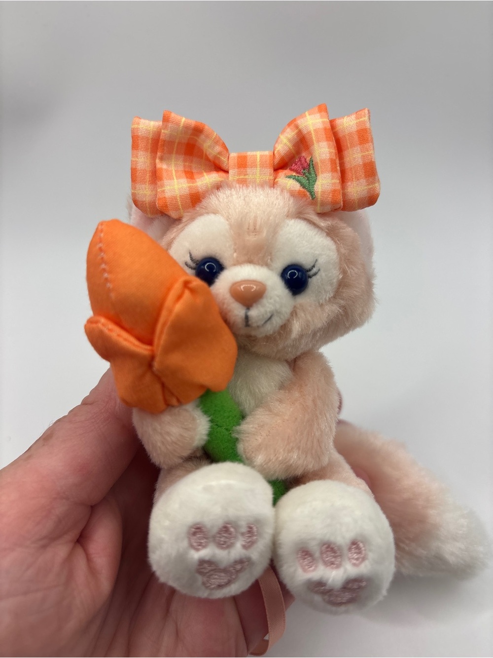 Disney Duffy and Friends LinaBell Magnetic Should Plush - Orange Flower